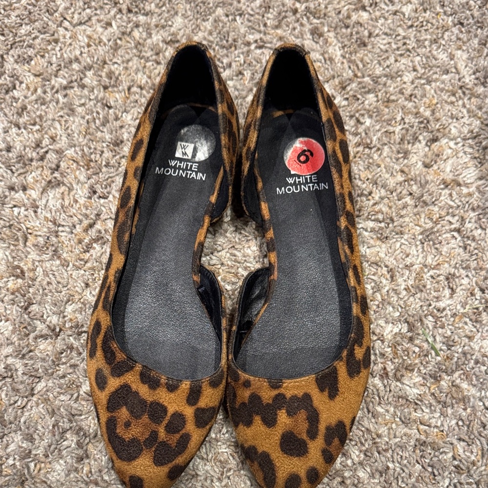 White Mountain Women's Animal Print Flats